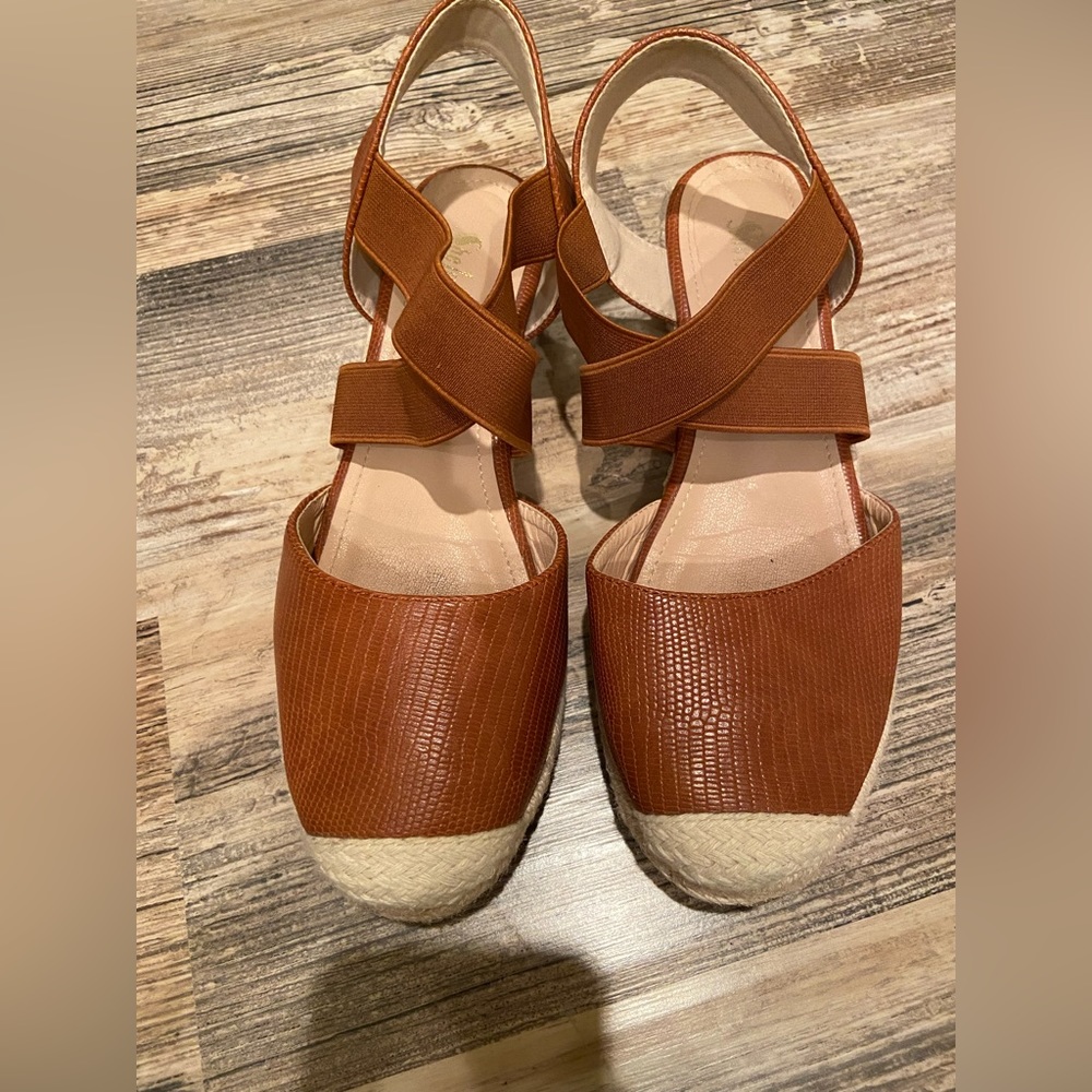Brown cross-strap espadrille wedges- size 9